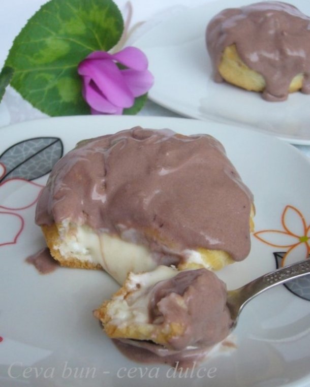 Profiterol Retete Culinare Gustos Ro