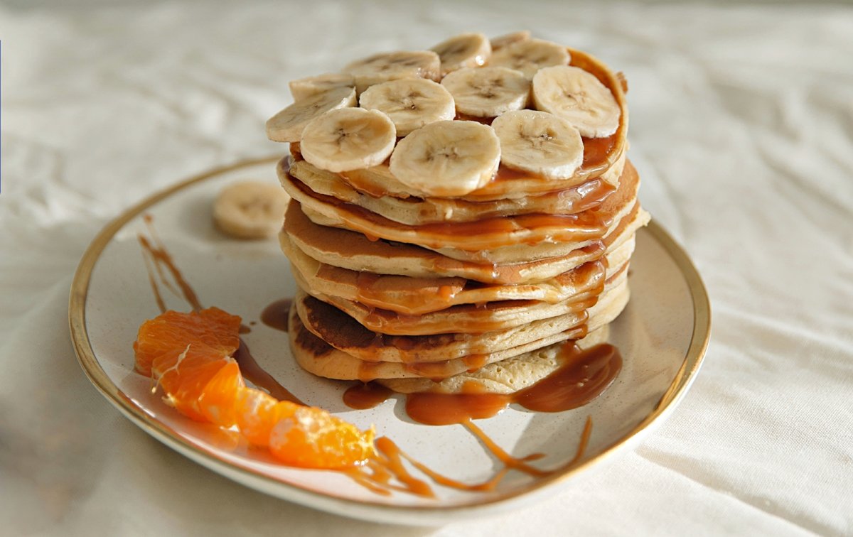 Clatite pufoase. Reteta simpla si gustoasa de pancakes