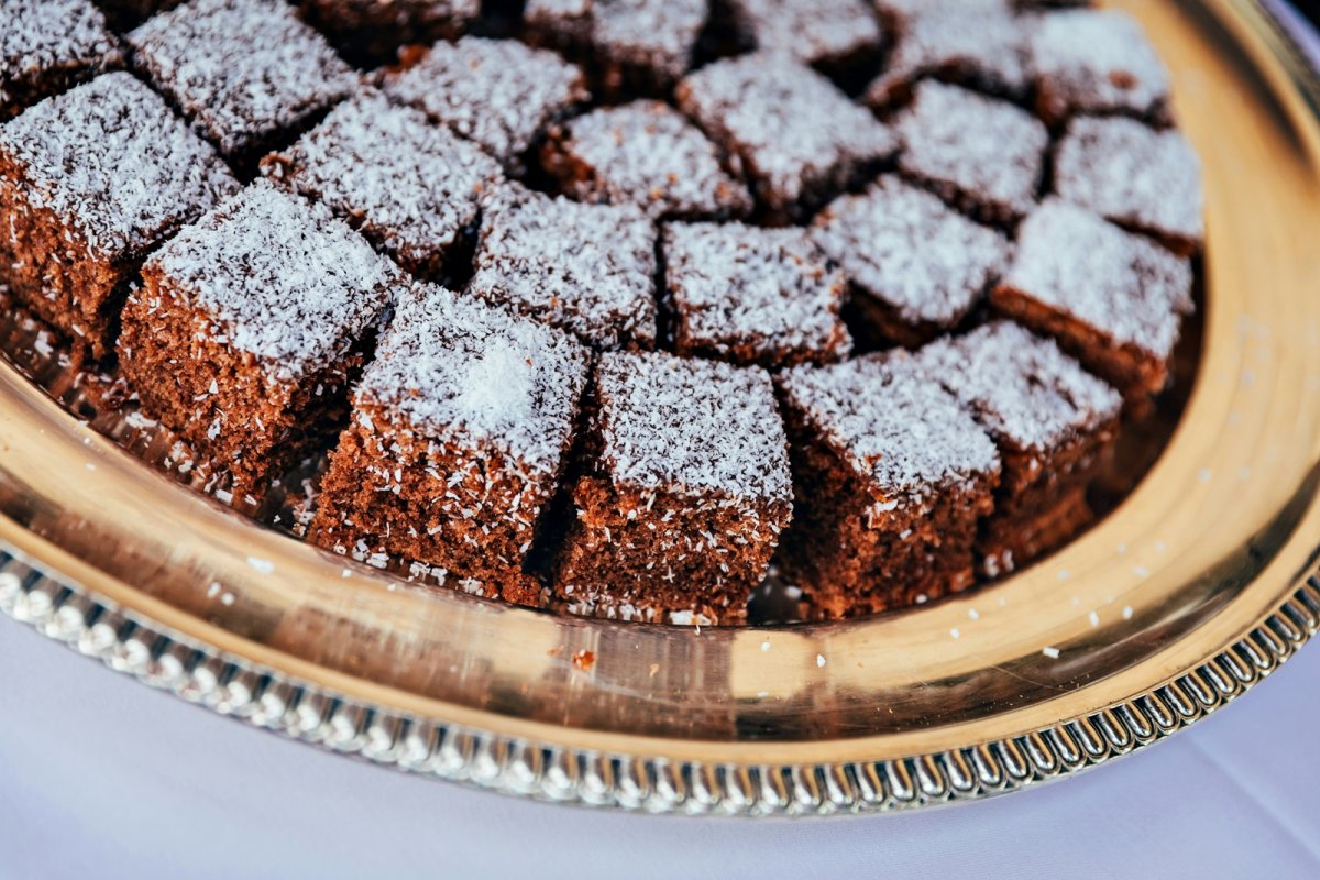 Negresa pufoasa si delicioasa cu cocos. Reteta simpla si economica, foarte simplu de facut