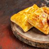 Placinte cu aluat fraged de casa si branza sarata. Reteta simpla si delicioasa