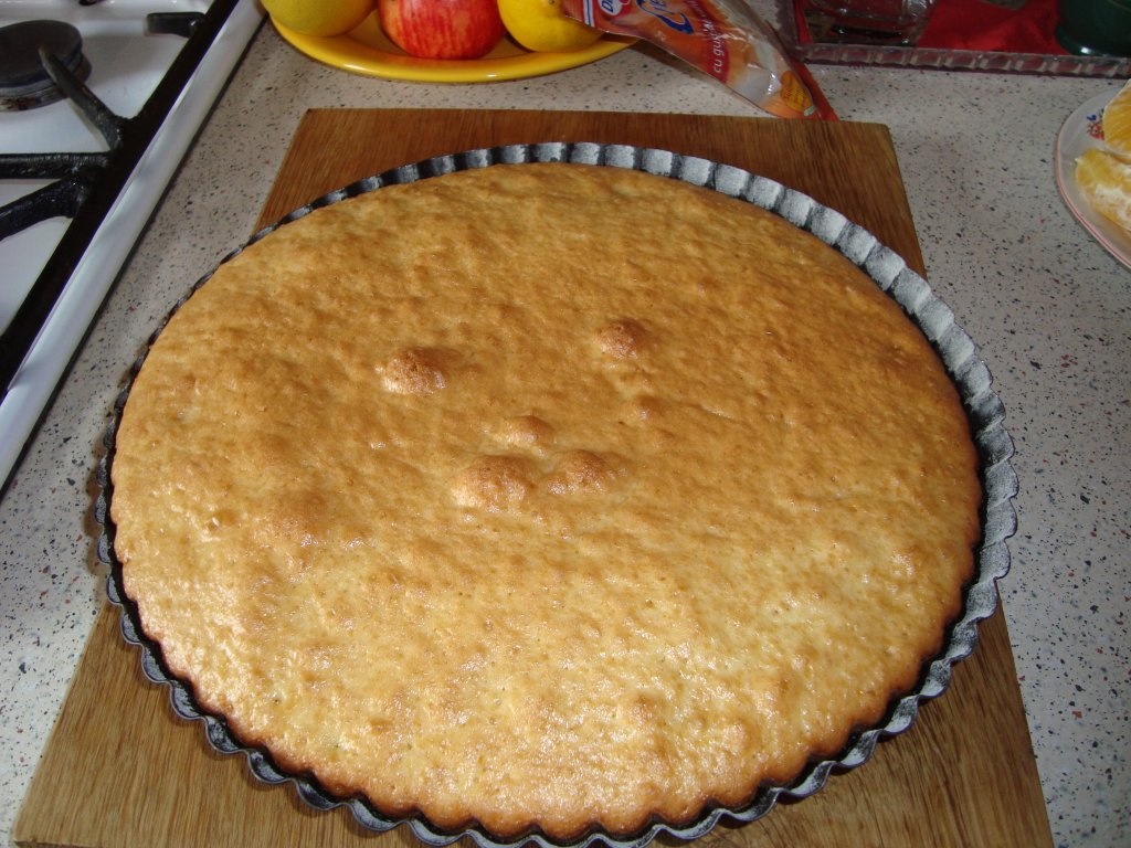 Tarta cu portocale si crema de vanilie