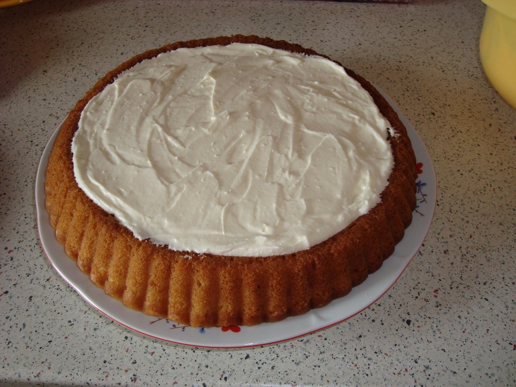 Tarta cu portocale si crema de vanilie