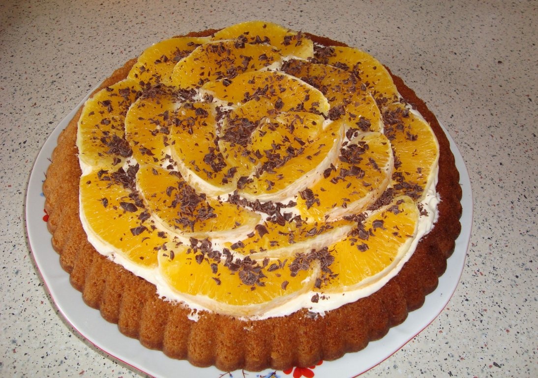 Tarta cu portocale si crema de vanilie