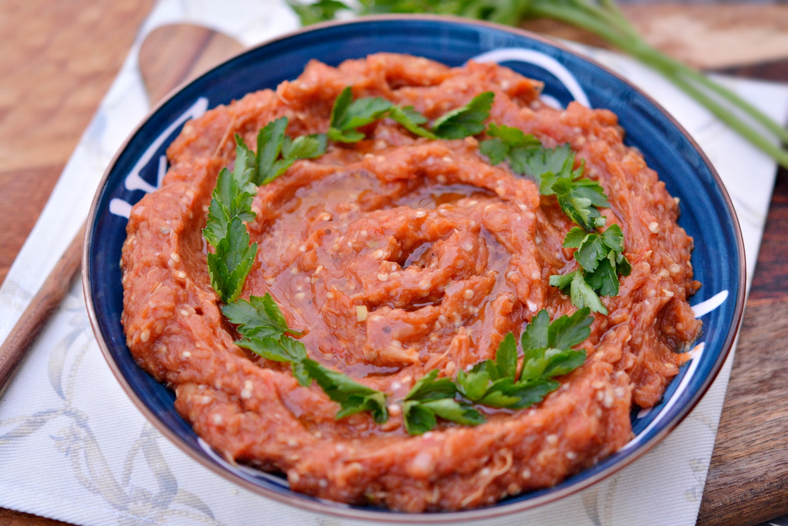 Salata de vinete cu pasta de rosii - reteta simpla si gustoasa