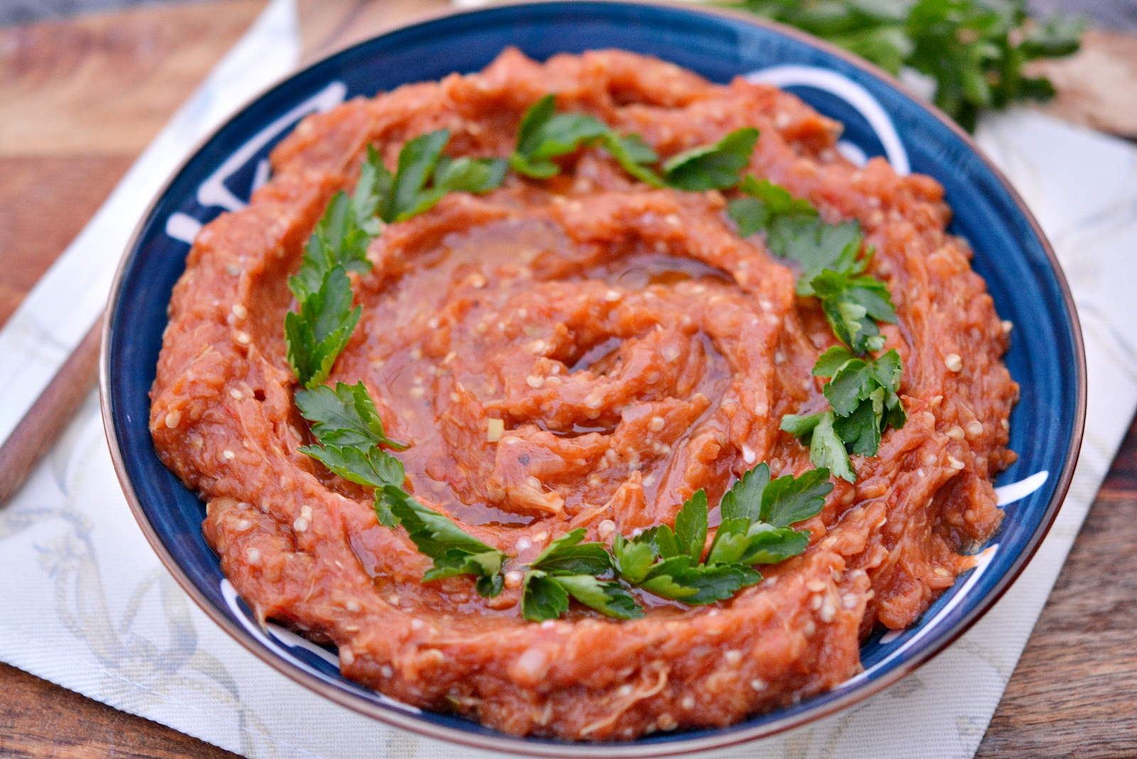 Salata de vinete cu pasta de rosii - reteta simpla si gustoasa