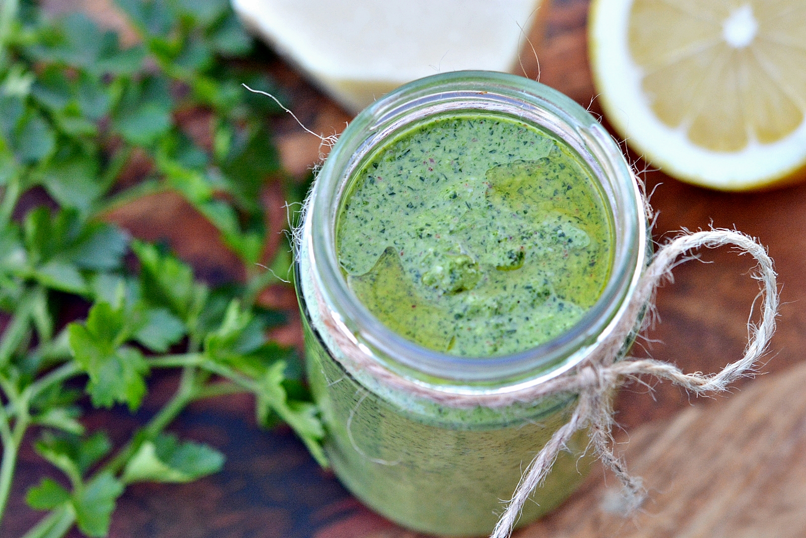 Pesto de patrunjel - reteta delicioasa si usor de preparat