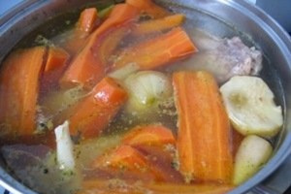 Supa din carne de curcan