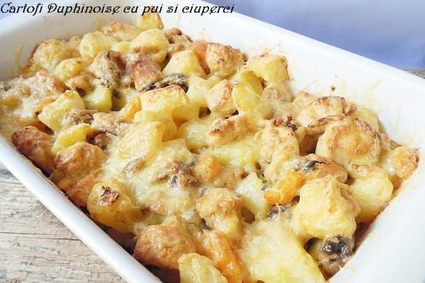 Cartofi Dauphinoise cu pui si ciuperci