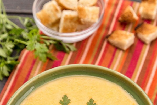 Supa crema de morcovi cu dovleci la slow cooker Crock-Pot