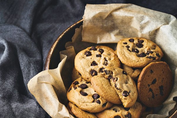 Biscuiti fragezi cu picaturi de ciocolata -  reteta simpla si delicioasa