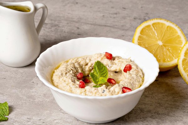 Salata de vinete cu tahini si usturoi. Reteta clasica de baba ganoush